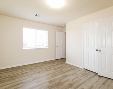 12439 Dona Lane - Photo Thumbnail 12