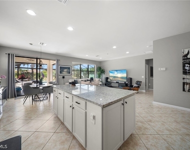 7052 Live Oak Drive - Photo Thumbnail 13