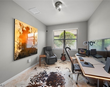 7052 Live Oak Drive - Photo Thumbnail 8
