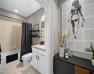 7052 Live Oak Drive - Photo Thumbnail 20