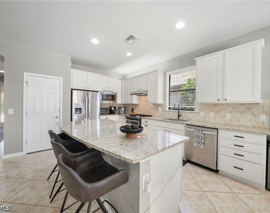 7052 Live Oak Drive - Photo Thumbnail 11