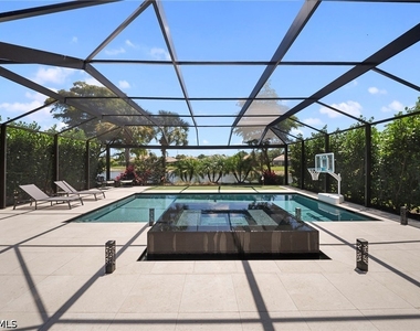 7052 Live Oak Drive - Photo Thumbnail 35