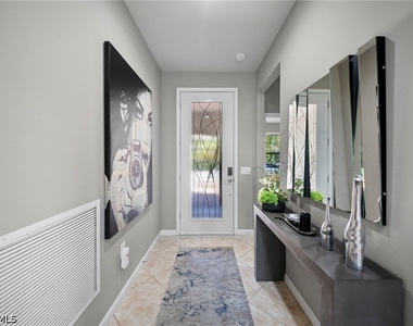 7052 Live Oak Drive - Photo Thumbnail 4