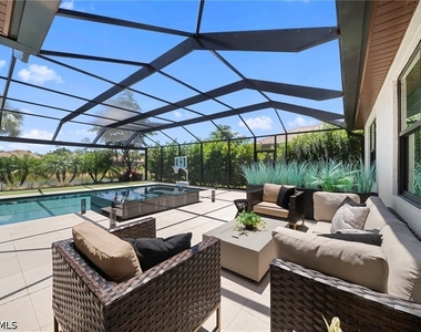 7052 Live Oak Drive - Photo Thumbnail 33