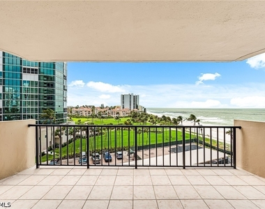 4001 Gulf Shore Boulevard N - Photo Thumbnail 15