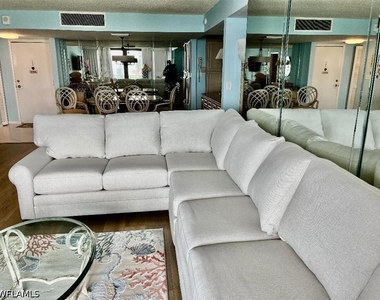 4001 Gulf Shore Boulevard N - Photo Thumbnail 4