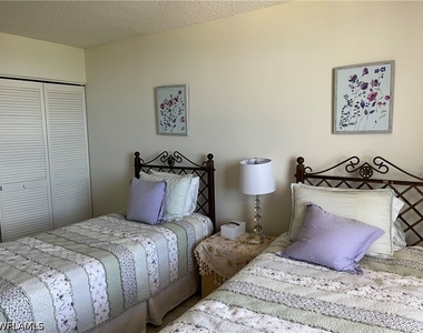 4001 Gulf Shore Boulevard N - Photo Thumbnail 21