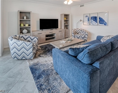 6046 National Boulevard - Photo Thumbnail 1