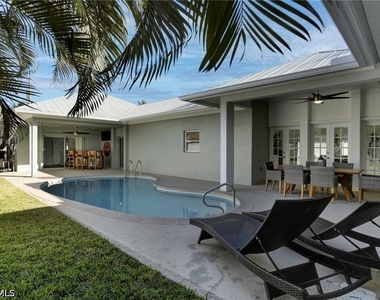 10842 Vanderbilt Drive - Photo Thumbnail 20