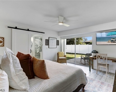 10842 Vanderbilt Drive - Photo Thumbnail 8