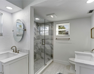 10842 Vanderbilt Drive - Photo Thumbnail 10