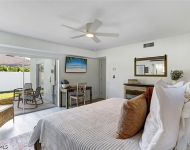 10842 Vanderbilt Drive - Photo Thumbnail 9
