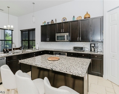 5169 Roma Street - Photo Thumbnail 6