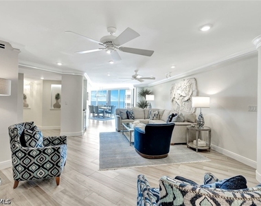 4041 Gulf Shore Boulevard N - Photo Thumbnail 2