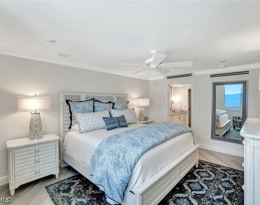 4041 Gulf Shore Boulevard N - Photo Thumbnail 24