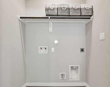 803 Jefferson Avenue - Photo Thumbnail 11