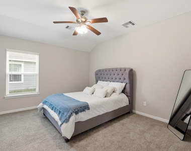 803 Jefferson Avenue - Photo Thumbnail 16