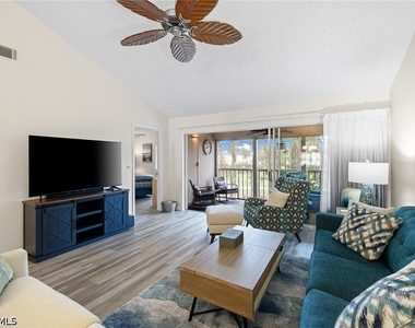 6900 Dennis Circle - Photo Thumbnail 8