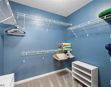6900 Dennis Circle - Photo Thumbnail 20