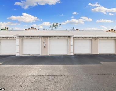 6900 Dennis Circle - Photo Thumbnail 12