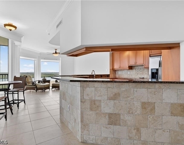 1060 Borghese Lane - Photo Thumbnail 8