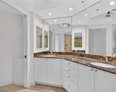1060 Borghese Lane - Photo Thumbnail 19