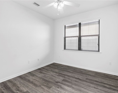11195 St Roman Way - Photo Thumbnail 14