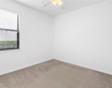 11195 St Roman Way - Photo Thumbnail 13