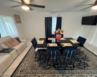 1118 Ne Pine Island Lane - Photo Thumbnail 34