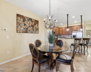 8986 Cambria Circle - Photo Thumbnail 6