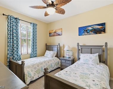 8986 Cambria Circle - Photo Thumbnail 19