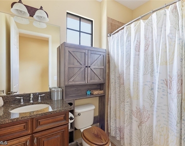 8986 Cambria Circle - Photo Thumbnail 18