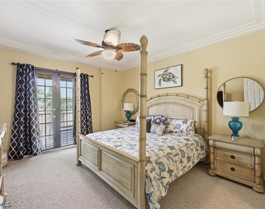 8986 Cambria Circle - Photo Thumbnail 11