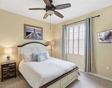 8986 Cambria Circle - Photo Thumbnail 16