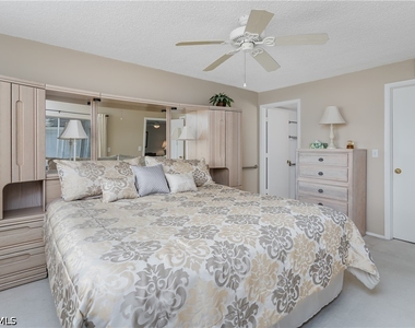 5515 Rattlesnake Hammock Road - Photo Thumbnail 11