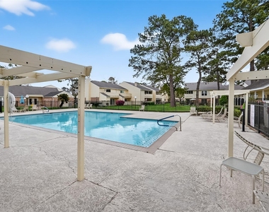 14555 Wunderlich Drive - Photo Thumbnail 22