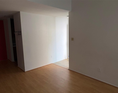 7950 N Stadium Drive - Photo Thumbnail 18