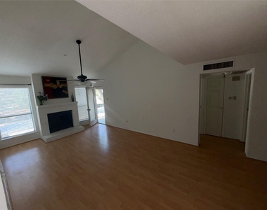 7950 N Stadium Drive - Photo Thumbnail 11