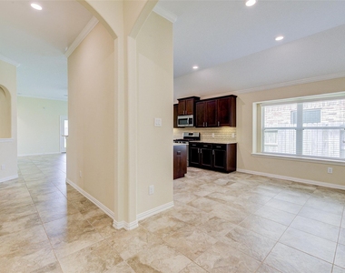 11206 Leila Park Court - Photo Thumbnail 6