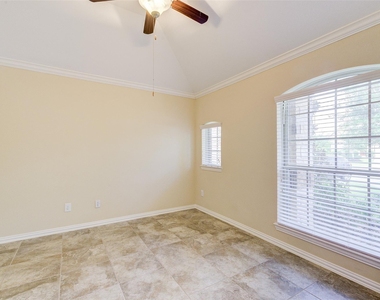 11206 Leila Park Court - Photo Thumbnail 5