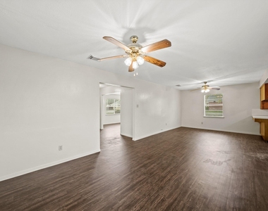 322 Pinedale Avenue - Photo Thumbnail 4