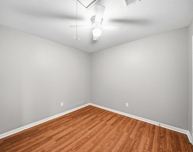 12903 Claygate Drive - Photo Thumbnail 14