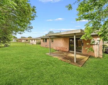 12903 Claygate Drive - Photo Thumbnail 18