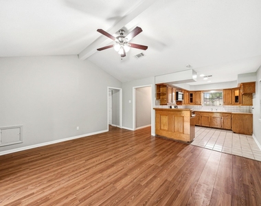 12903 Claygate Drive - Photo Thumbnail 7