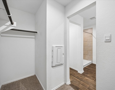 16691 Lonely Pines Drive - Photo Thumbnail 18