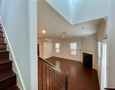 11643 Royal Oaks View - Photo Thumbnail 10