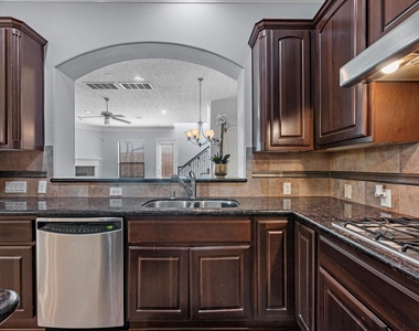 11643 Royal Oaks View - Photo Thumbnail 4