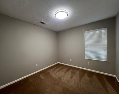 12407 Nectar Court - Photo Thumbnail 6