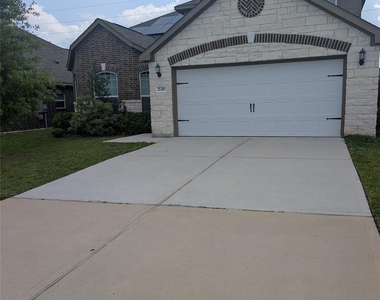 21210 Echo Manor Drive - Photo Thumbnail 11