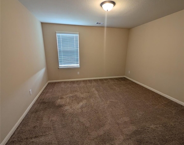 21210 Echo Manor Drive - Photo Thumbnail 17